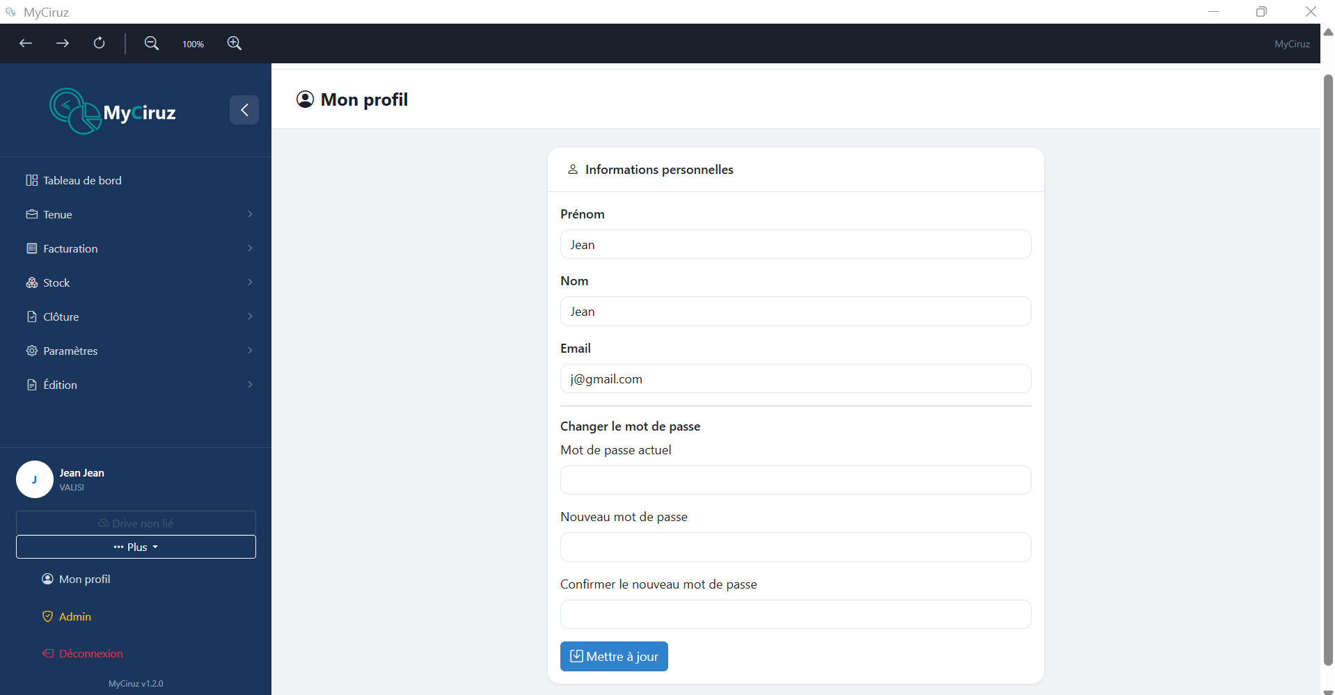 Pied de sidebar avec profil, admin et bouton Drive